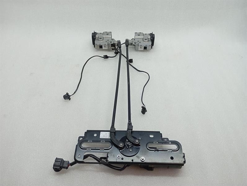 Bentley Continental GTC 3S Convertible Cover Lock 3SD825401D Tailgate Lock