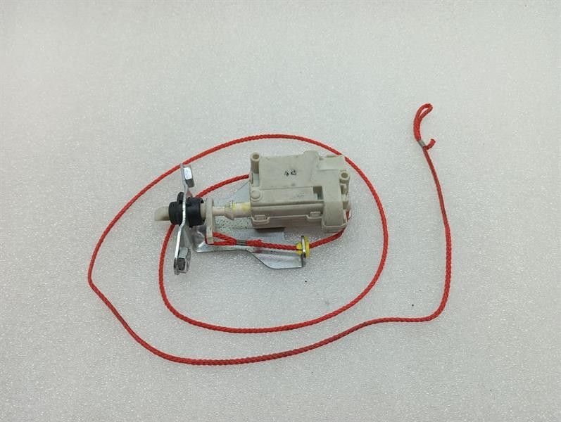 FERRARI CALIFORNIA T F149 14-17 85143200 FUEL CAP ACTUATOR