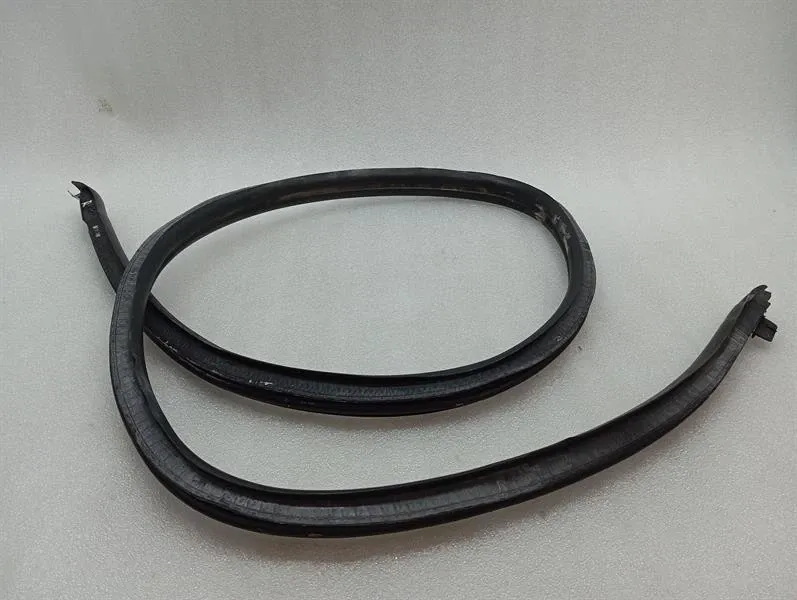 Porsche 911 997 convertible right door seal 99753707602 door seals right