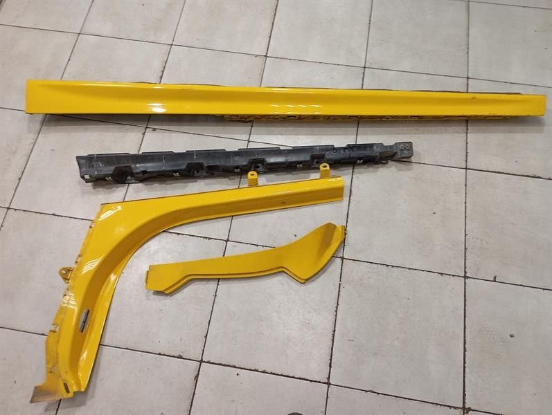 Audi R8 4S Performance left side skirt 4S0853855 side sill left