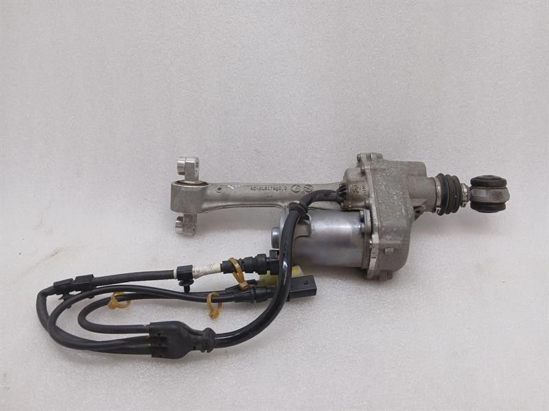 Lamborghini Huracan LP640 EVO aizmugurējā ass stūres iekārta 4T0501398B RHS aizmugurējā ass vadības svira