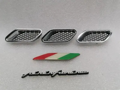 Maserati Granturismo M145 Rechter Kotflügelgrill 67729600 Lüftungsgitter 68265300