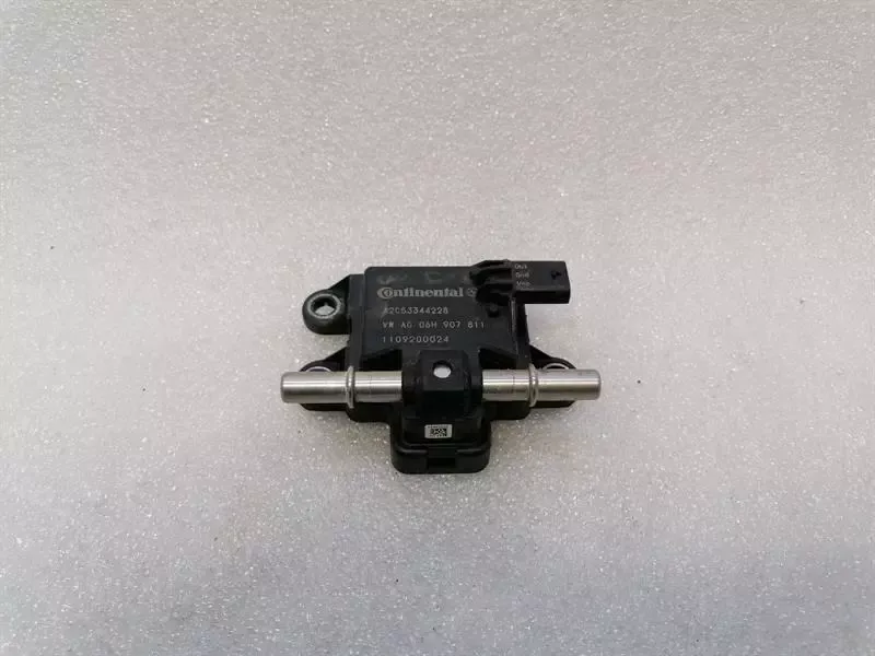 Capteur 06H907811 pour Bentley Continental GT W12, transmetteur de concentration d'éthanol — Livraison en Europe