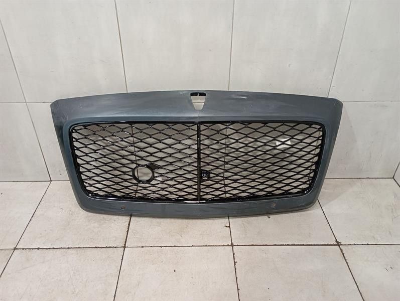 Calandre avant 3SE853653 pour Bentley Flying Spur 3SD 2024 — Livraison en Europe