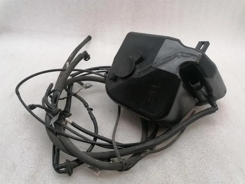Rolls Royce Phantom MK7 Washer Fluid Reservoir 7069448 Washer Fluid Reservoir - — Europe Delivery