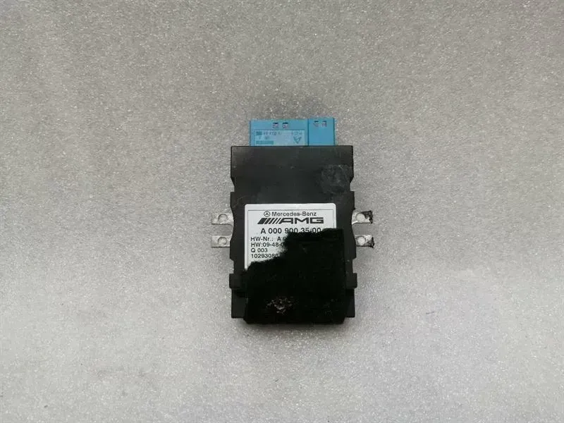 Mercedes C63 AMG W204 Fuel Pump Module A0009003500 Fuel Pump Control Unit — Europe Delivery