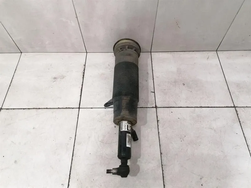 Mercedes CL W216 stötdämpare fram A2213208313 stötdämpare fram