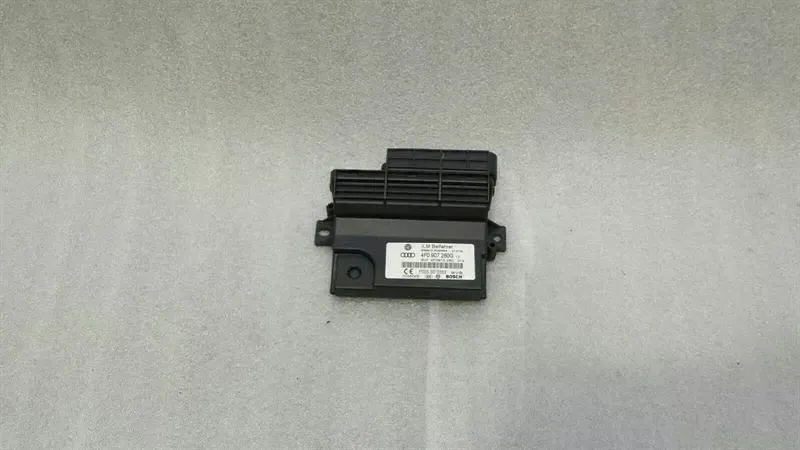 Module de carrosserie Audi RS6 4F 4F0907280G unité de commande d'alimentation de bord ILM passager — Livraison en Europe