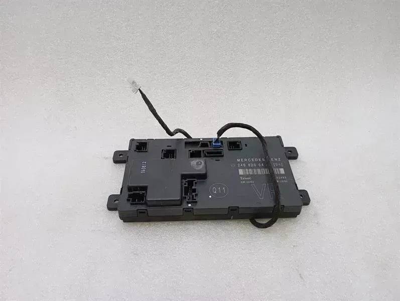 Module électronique Maybach 62 V240 A2408200485 unité de commande porte avant droite — Livraison en Europe