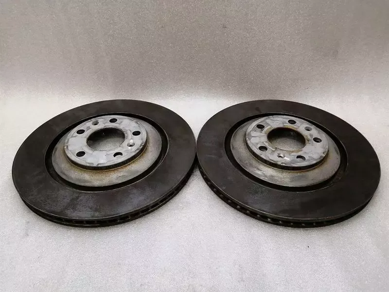 Bentley Continental GT V8S brake disc rear 4E0615601L brake discs rear — Europe Delivery
