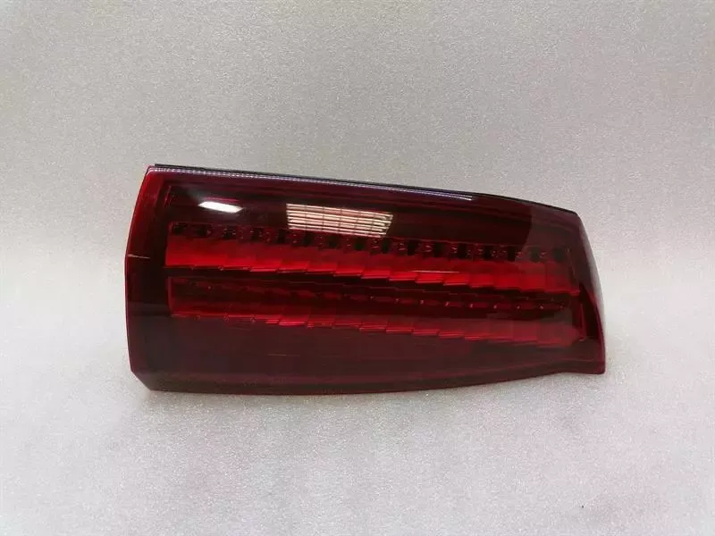 Cadillac STS-V STS LC3 Left Rear Light 16532275 Tail Light Rear Left USA — Europe Delivery