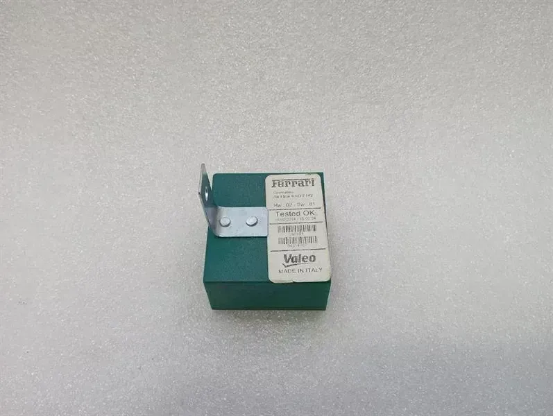 Ferrari 458 F142 Spider elektronisk modul 266461 ECU — Leverans i Europa