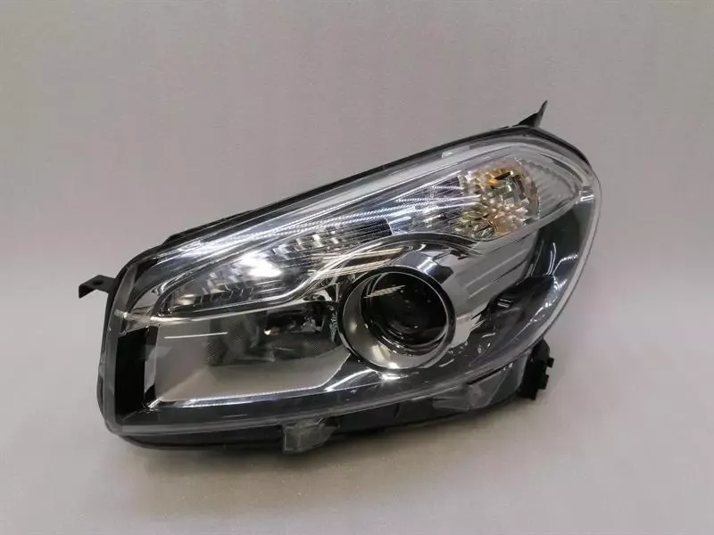 Phare avant gauche au xénon pour Nissan Qashqai J10 (2009-2013) — Livraison en Europe