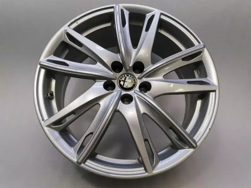 ALFA ROMEO 4C Type 960 Alloy Wheel 50529592 Alloy Rim 7JX17 ET33 — Europe Delivery