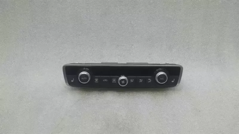 Audi S3 8V A3 Car Climate Control 8V0820043D Climate Control Panel — Europe Delivery