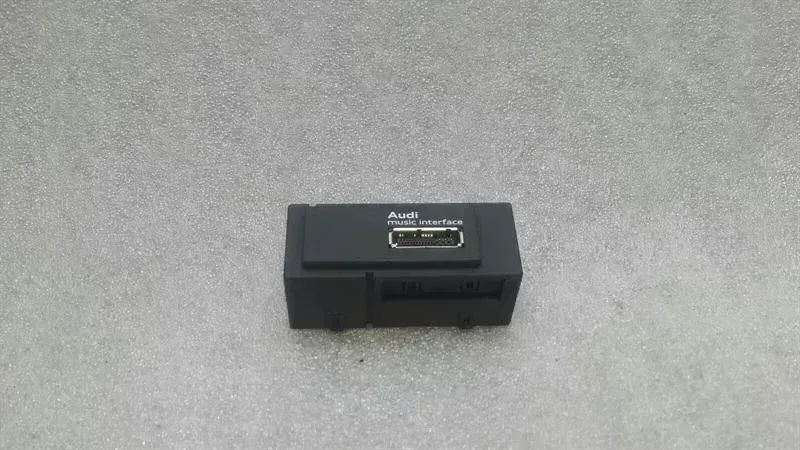 Audi S3 8V A3 music interface module 8V0035736 control unit USB iPod — Europe Delivery
