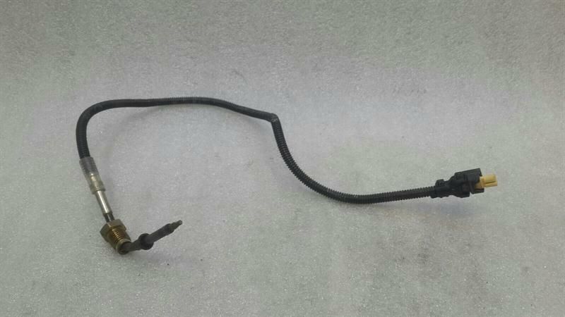Mercedes E Class W213 Temperature Sensor A0009059704 Flue Gas Temperature — Europe Delivery