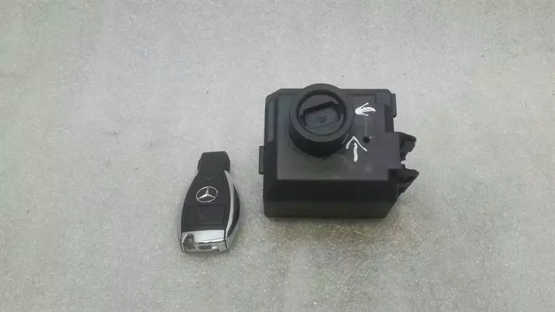 Mercedes A Class W176 Ignition Lock A2469054702 EZS Control Unit Key Key — Europe Delivery