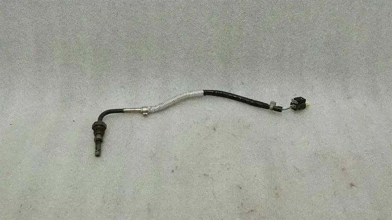 Mercedes GLA X156 Lambda Sensor A0009056704 Lambda Sensor — Europe Delivery