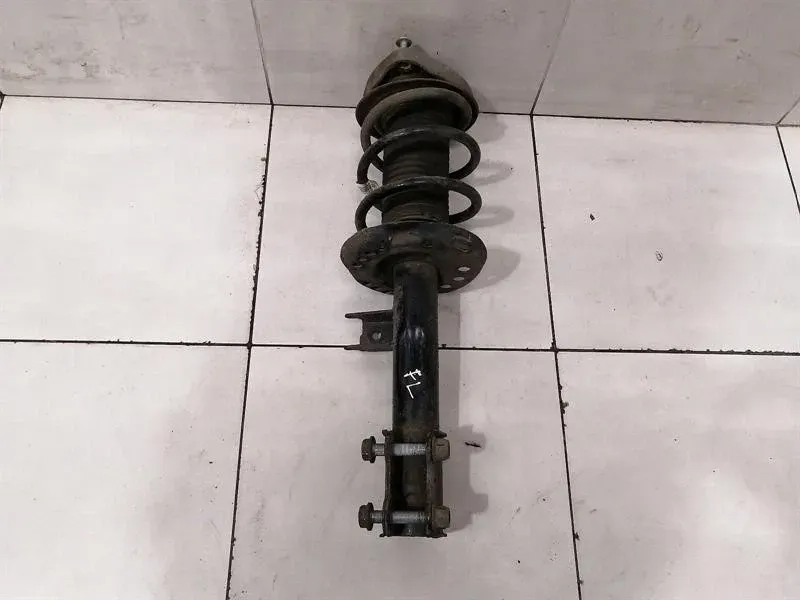 Mercedes GLA X156 Shock Absorber Front A1563231900 Front Shock Absorber — Europe Delivery