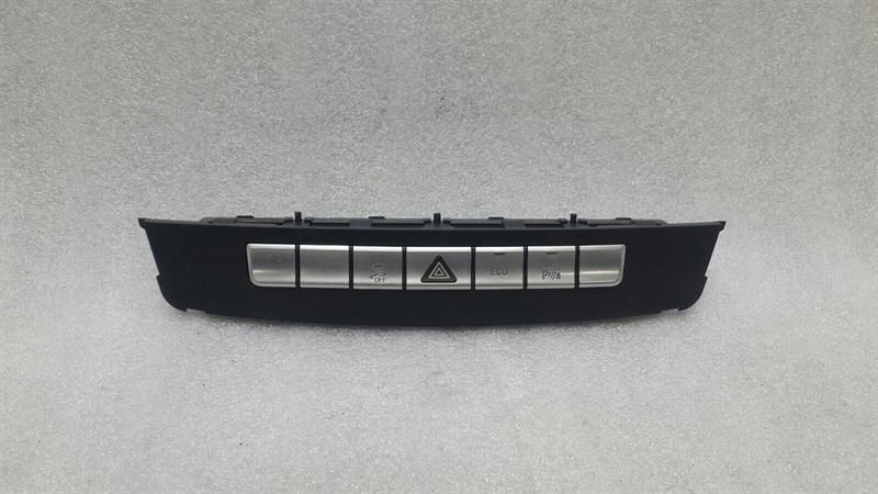 Mercedes ML W166 switch block A1668702010 switch block — Europe Delivery