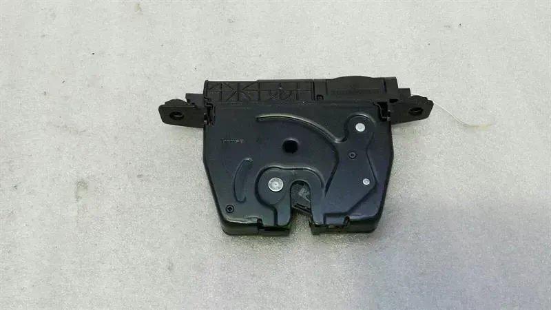 BMW 5 Series F10 528i Boot Lock 7191212 Tailgate Lock — Europe Delivery