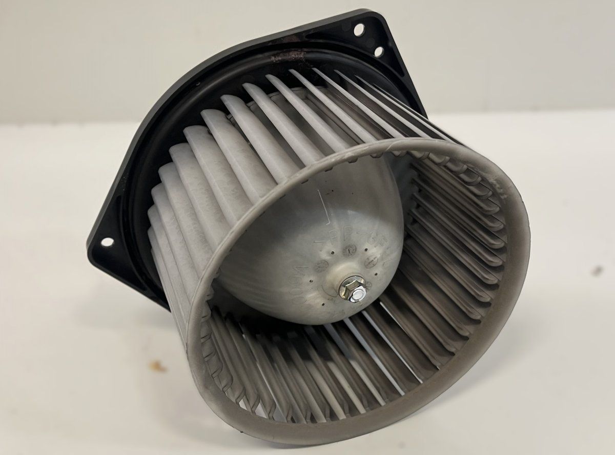 CSA431D214 7802A017 Heater Fan MITSUBISHI OUTLANDER II (CW, ZG, ZH) (2006-2012) — Europe Delivery
