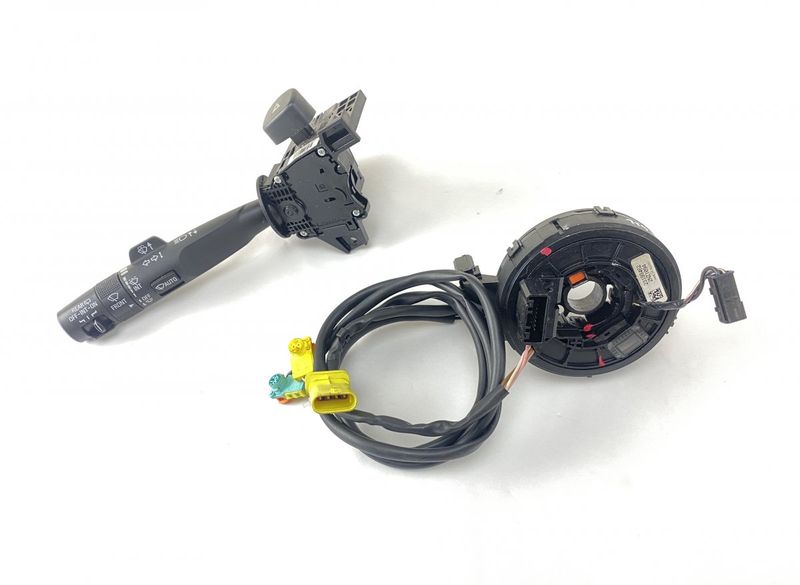 84441461 Indicator/wiper/slip ring switch (stalk) CADILLAC ESCALADE (2014-) — Europe Delivery