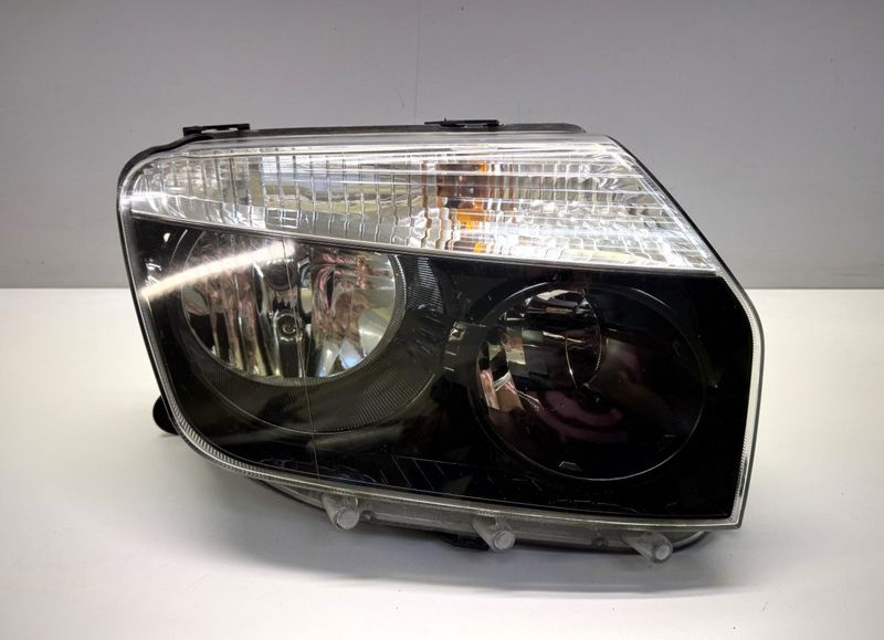 1305236684 Headlight right DACIA DUSTER I (2010-2017) — Europe Delivery