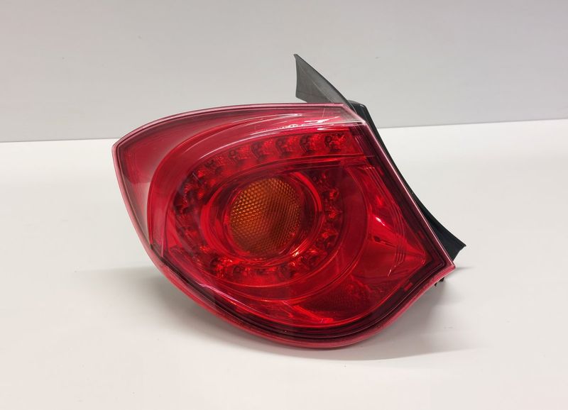 0050513613 20420748 Bakljus vänster ALFA ROMEO GIULIETTA (940) (2010-2020) — Leverans i Europa