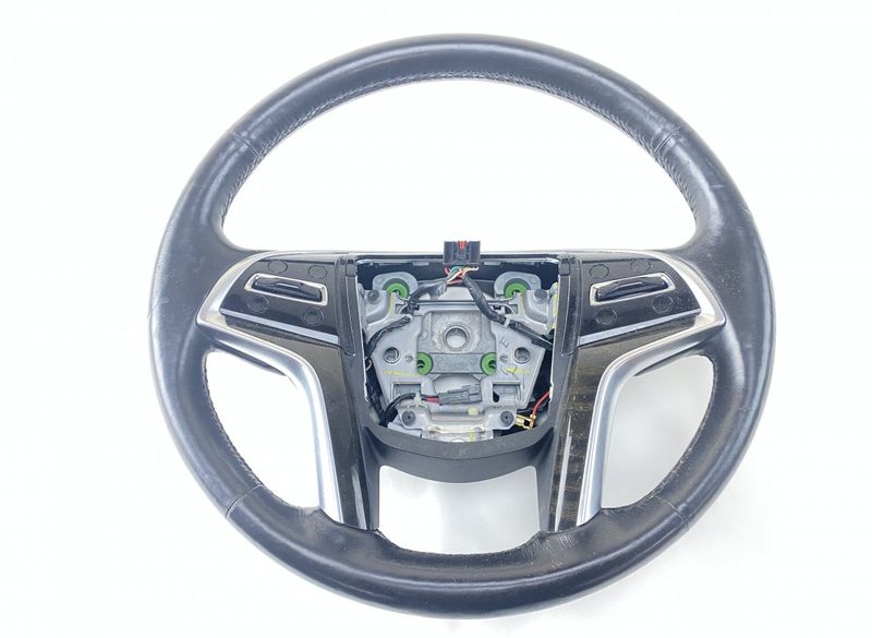 84310985 Volant CADILLAC ESCALADE (2014-) — Livraison en Europe