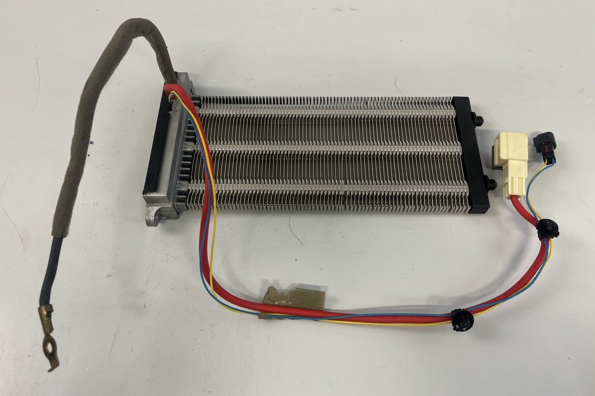 GA931KE6403 Heater core MAZDA 3 III (BM) (2013-2018) — Europe Delivery