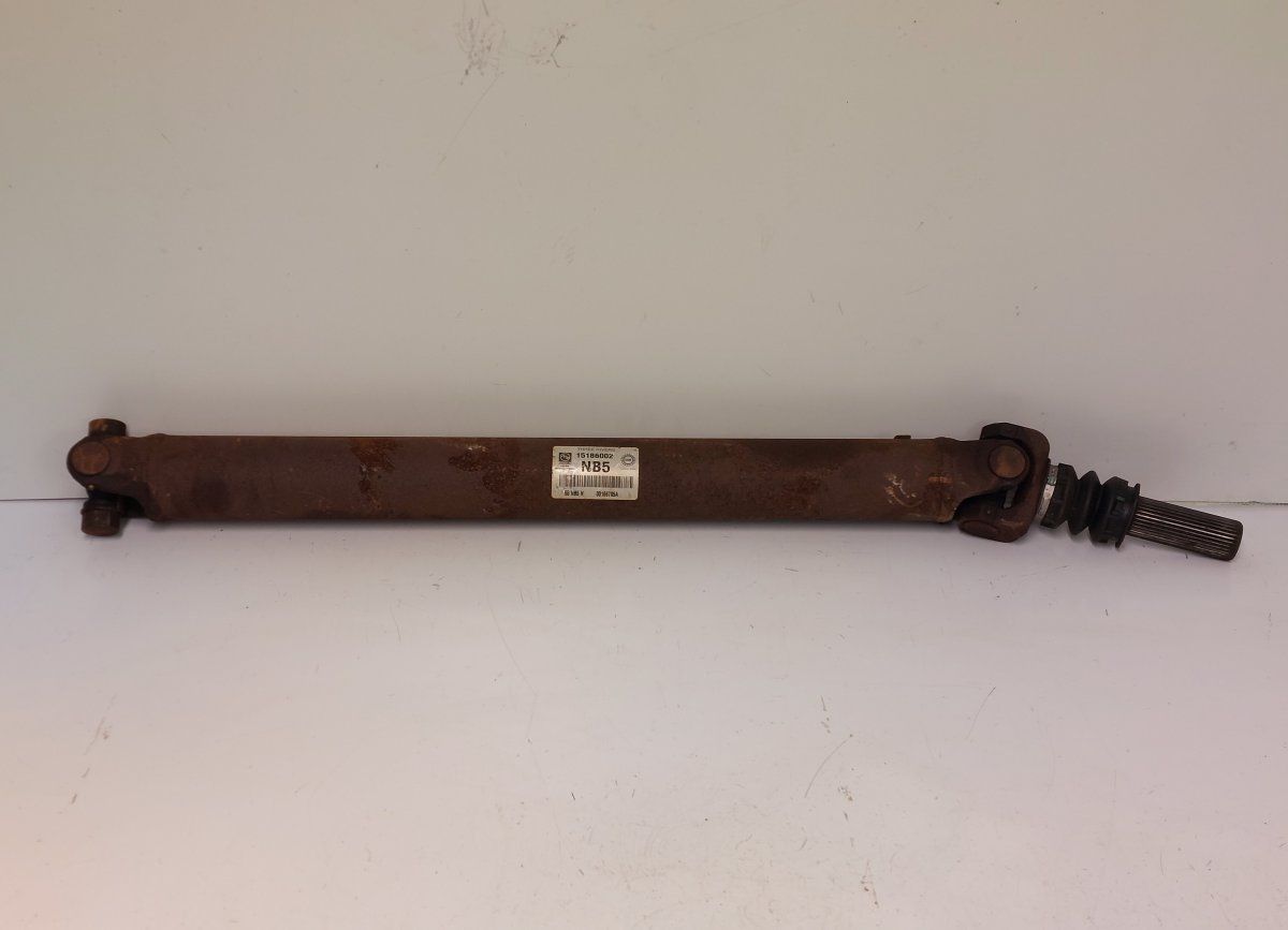 15186002-NB5 15186002 Kardanwelle vorne CADILLAC ESCALADE (1998-2006) — Europa-Versand