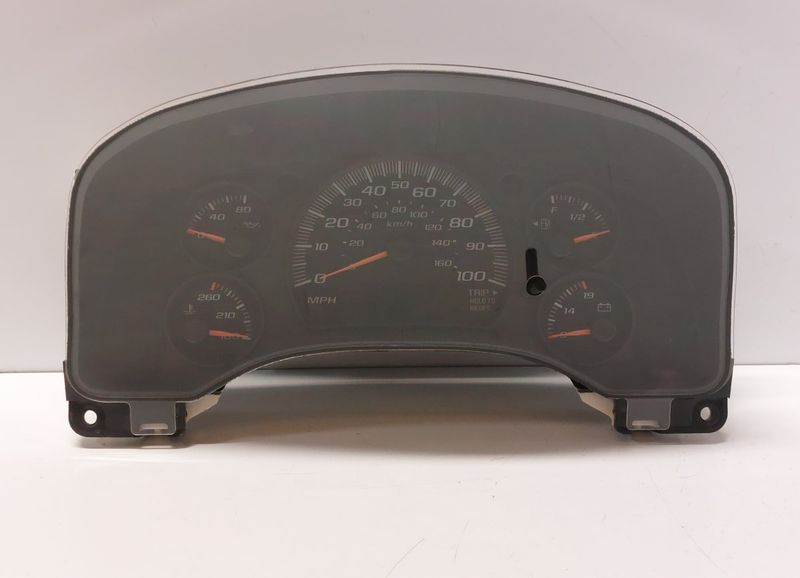 25759043 25759043 09392507-2 Instrument Cluster GMC SAVANA 1500 [USA] (2002-) — Europe Delivery