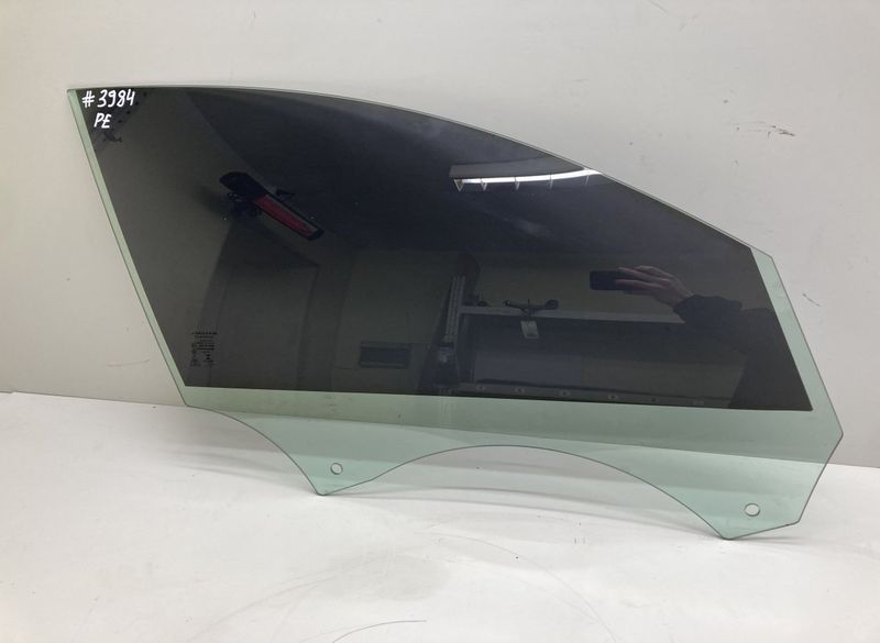 T2H1150 Door window glass front right JAGUAR XF (X260) (2015-2024) — Europe Delivery