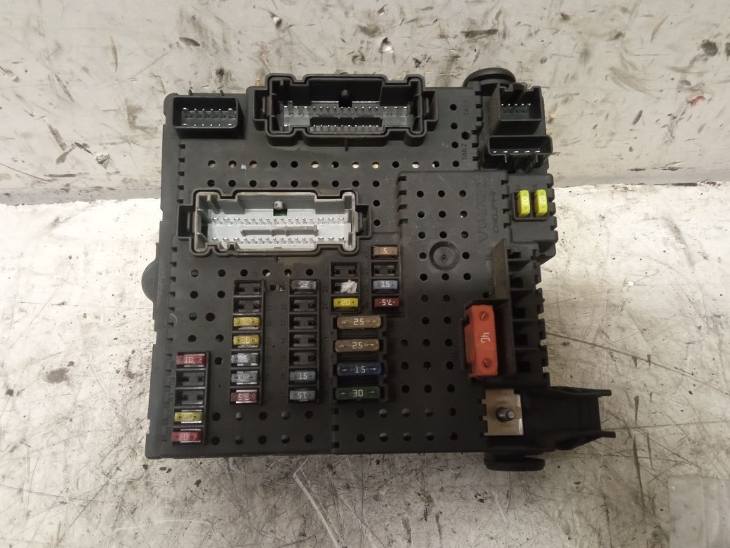Body control module (BCM) VOLVO XC90 I (2002-2014) — Europe Delivery