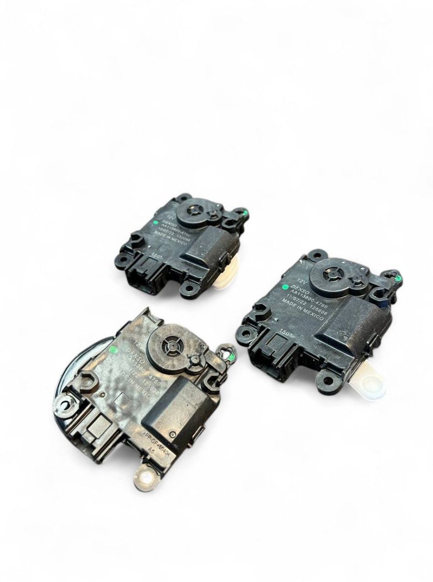 68396059AB 68396062AB Evaporator air flow flap control motor RAM 1500 Crew Cab Pickup (DT)(2018-) — Europe Delivery
