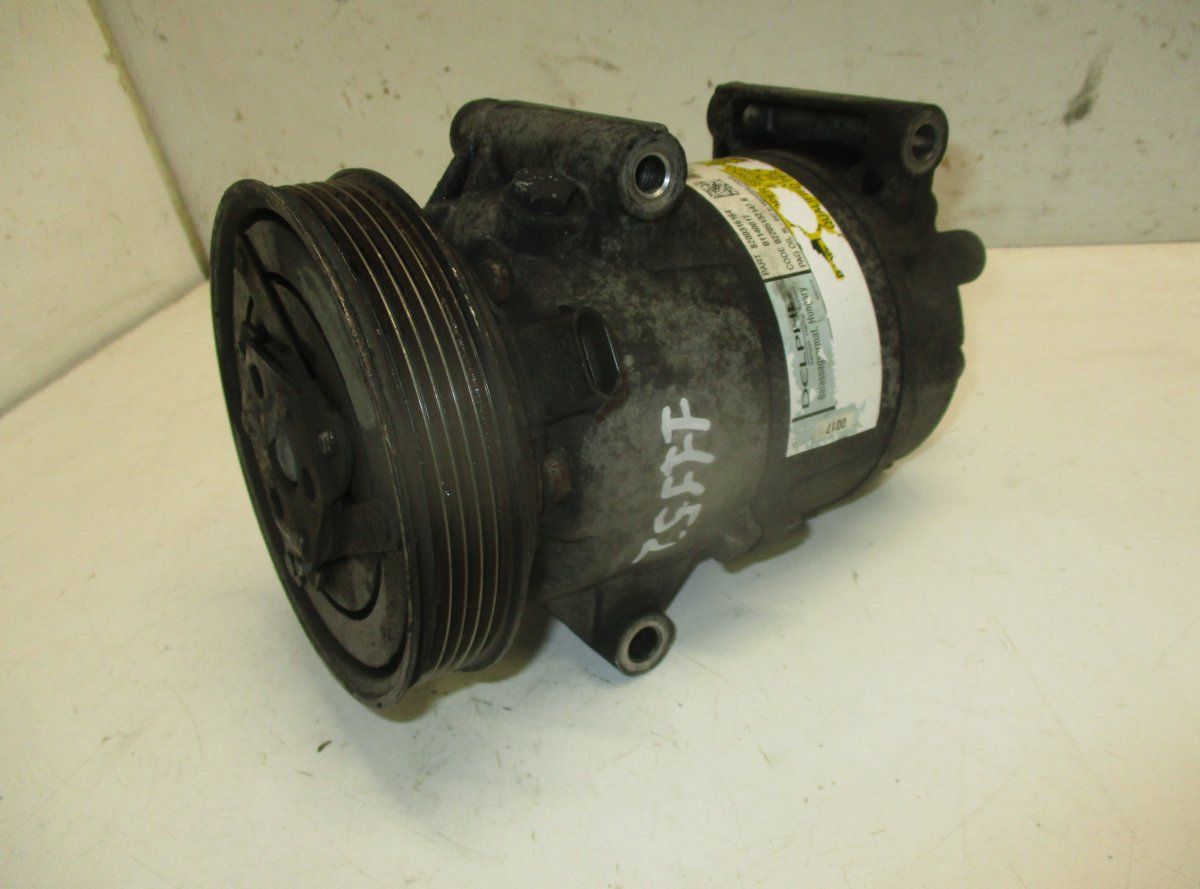 Compresseur de climatisation RENAULT SCENIC II (JM0) (2003-2009) — Livraison en Europe