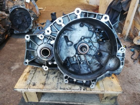 Gearbox SAAB 9-3 (YS3F) (2002-2012) — Europe Delivery