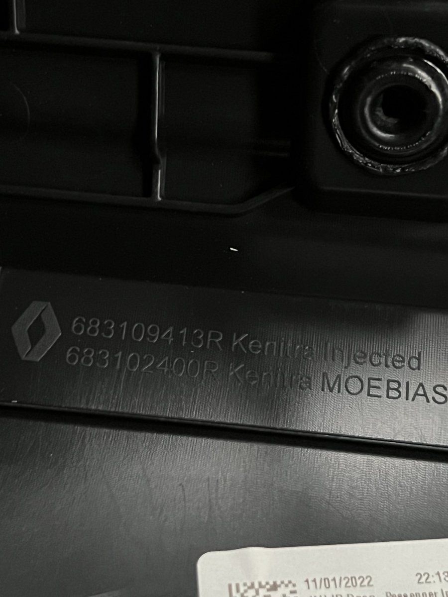 Dashboard Trim DACIA SANDERO III (2021-) — Europe Delivery
