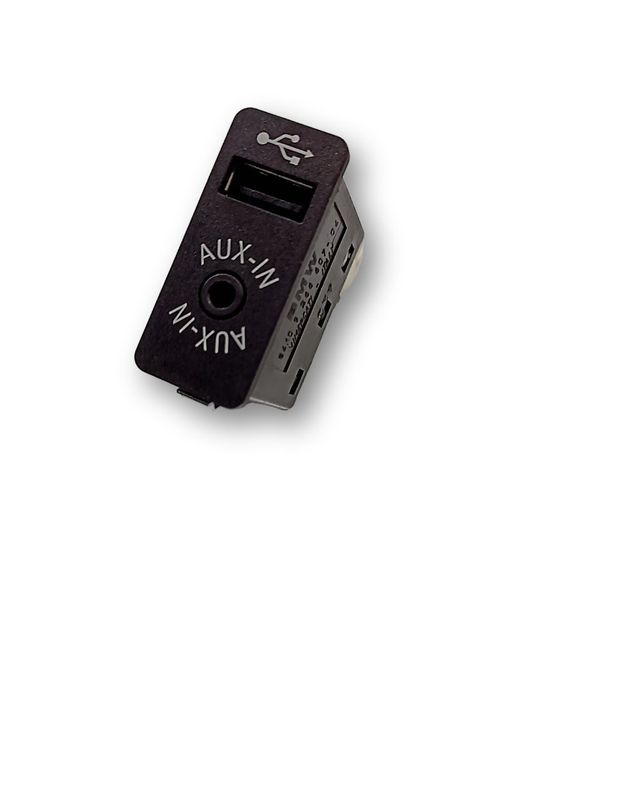 BMW X5 USB socket connector OEM 84109266607 — Europe Delivery
