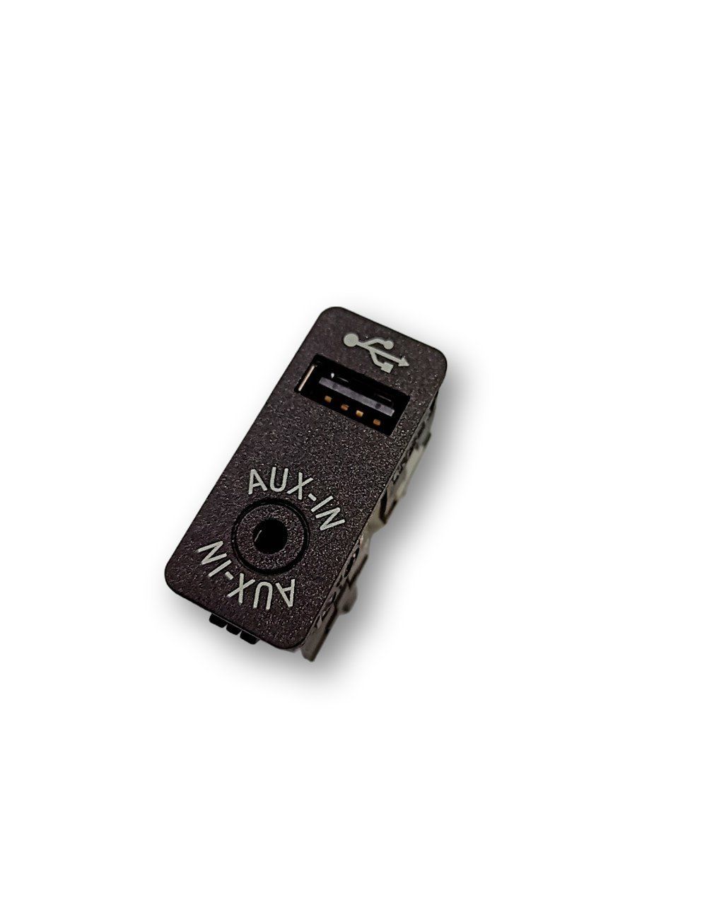 BMW 3 SERIES AUX in-socket connector OEM 84109229246 — Europe Delivery