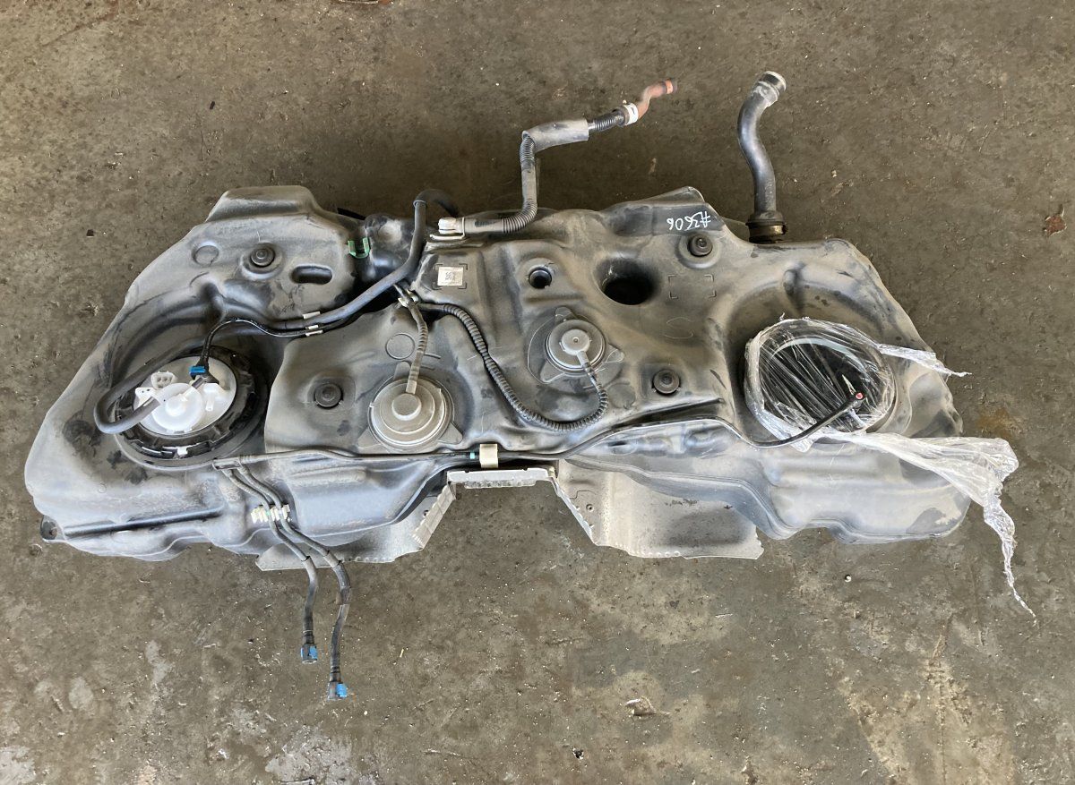 7710053320 Fuel Tank LEXUS IS III (XE30) (2013-) — Europe Delivery