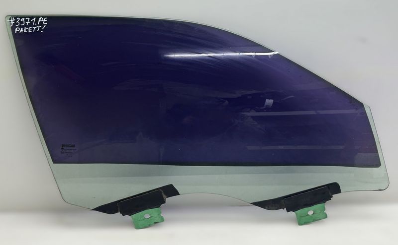 68068668AA Dörrfönsterglas fram höger CHRYSLER 300C II (2010-2023) — Leverans i Europa