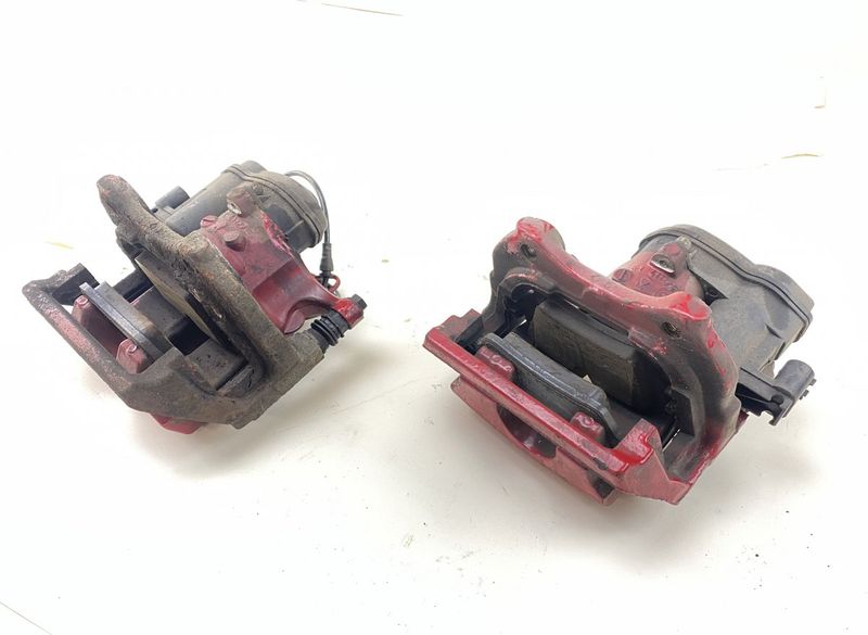 LR050775 LR050776 Brake caliper rear set LAND ROVER RANGE ROVER SPORT II (L494) (2013-2022) — Europe Delivery