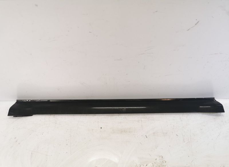 Side Skirt Left MITSUBISHI OUTLANDER II (CW, ZG, ZH) (2006-2012) — Europe Delivery