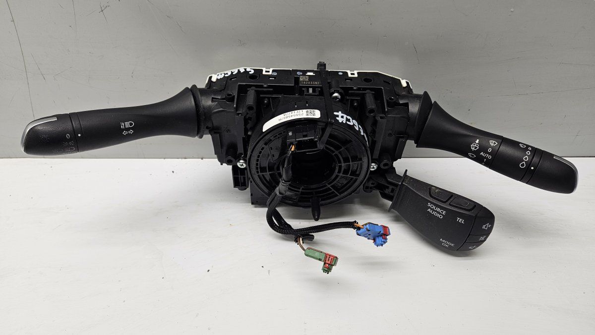 255672347R 255545857R Indicator/wiper/slip ring switch (stalk) RENAULT TALISMAN (L2M, KP) (2013-2022) — Europe Delivery