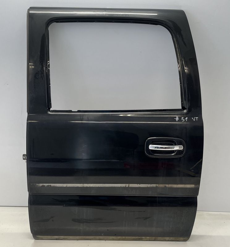 89023023 Door Rear Left CADILLAC ESCALADE (1998-2006) — Europe Delivery
