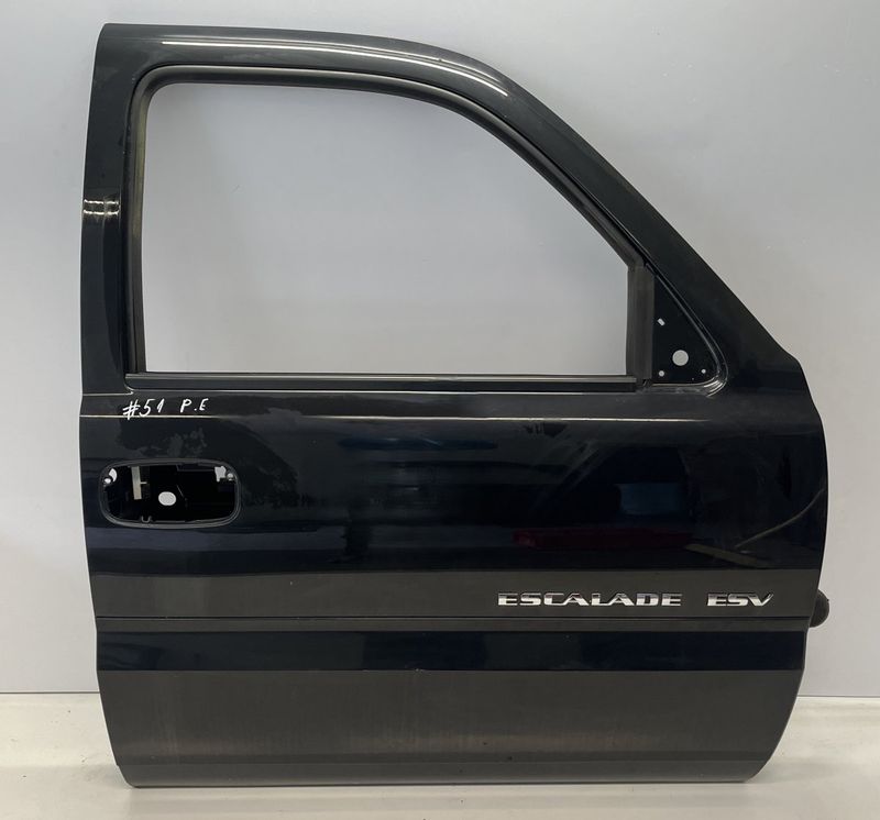 15017224 Door Front Right CADILLAC ESCALADE (1998-2006) — Europe Delivery