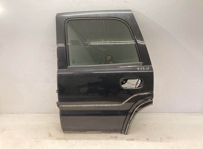 Door Rear Left CADILLAC ESCALADE (1998-2006) — Europe Delivery